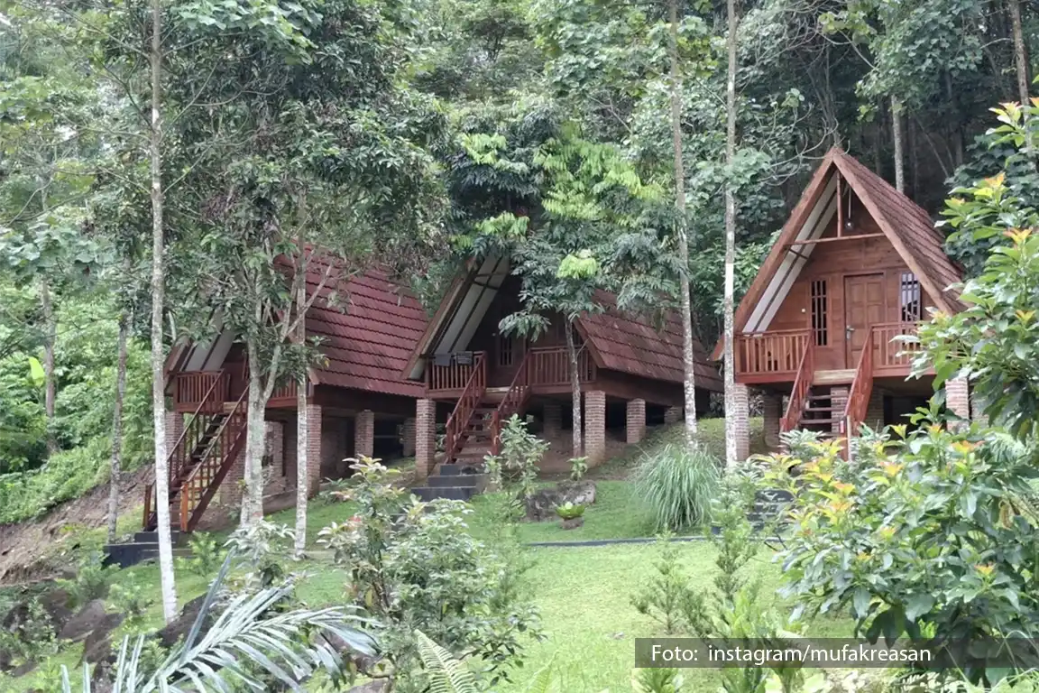 Banyu Langit Pesawaran, Tempat Healing dan Camping Hits di Lampung