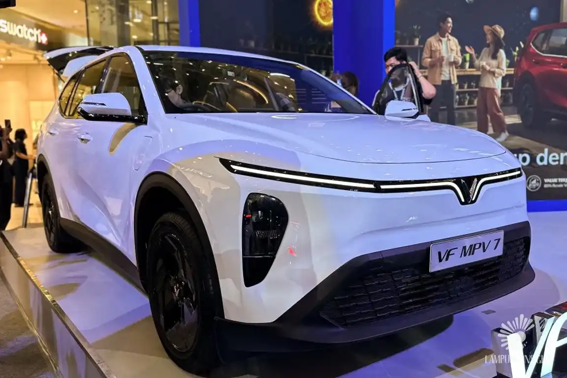 VinFast VF MPV 7 Rakitan Subang Penuhi TKDN 40 Persen