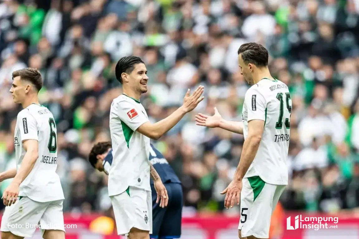 Kevin Diks Cetak Gol Roket Saat Gladbach Hajar Hoffenheim