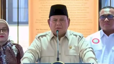 Prabowo Tanggapi Santai Rupiah Melemah hingga Rp17.600 per Dolar AS