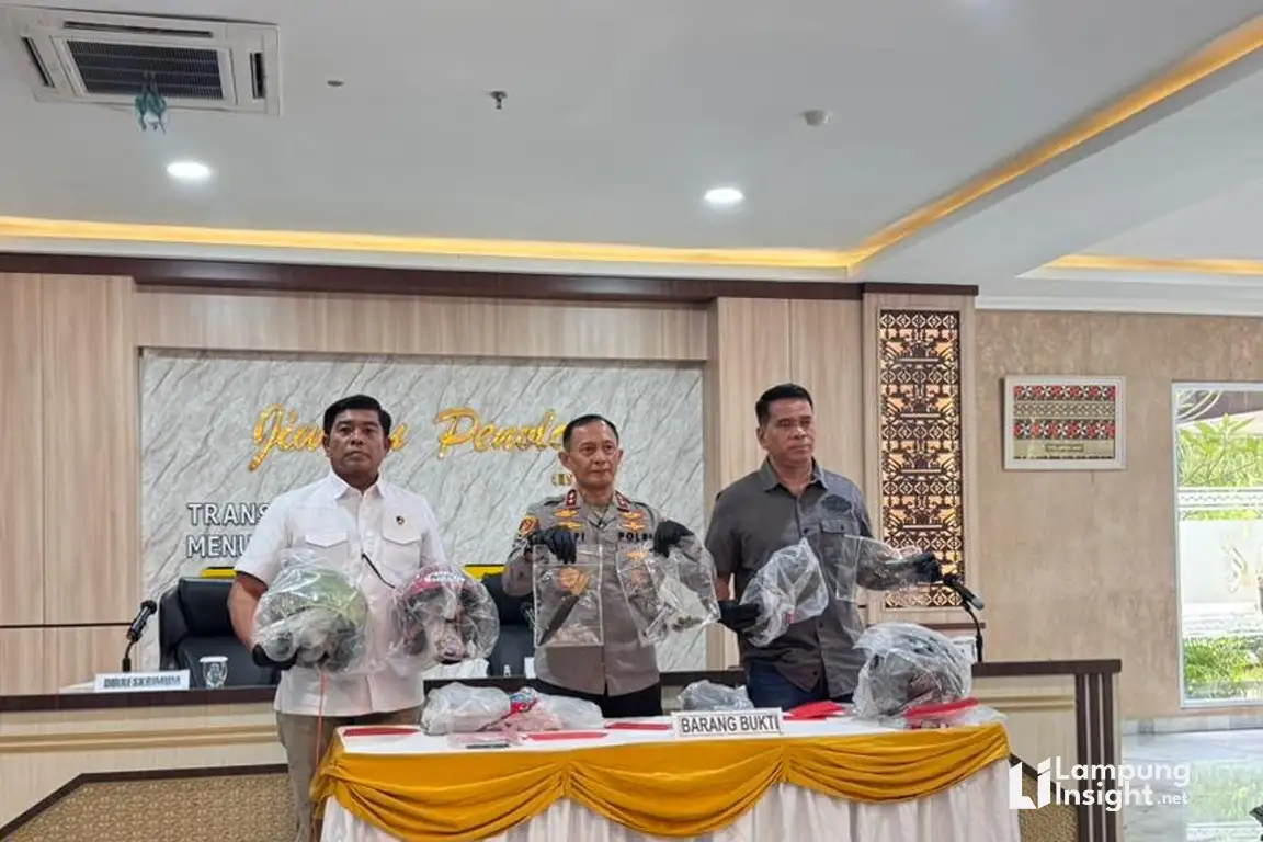 Polda Lampung rilis kasus penembak polisi Arya Supena