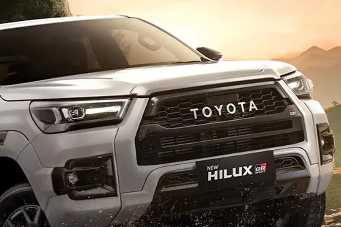 Toyota Hilux 2026 terbaru dengan desain Cyber SUMO dan fitur off-road modern