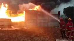 Gudang Penimbunan BBM di Pesawaran Terbakar Hebat, Kerugian Ditaksir Rp500 Juta