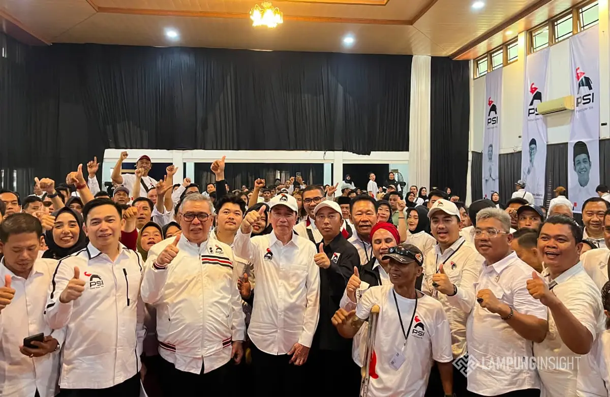 Jokowi Sebut Lampung Tepat Perkenalkan Logo Gajah PSI, Singgung Tingkat Pengenalan Partai