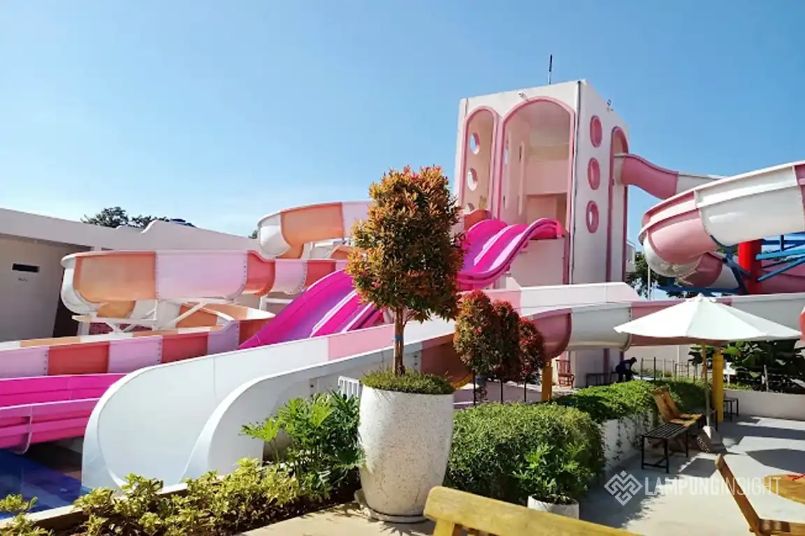 Water World Lampung, Waterpark Instagramable Dekat Bandar Lampung dengan 7 Kolam Seru