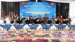 Bea Cukai Musnahkan 44,6 Juta Rokok Ilegal dan 5.893 Liter Miras di Lampung