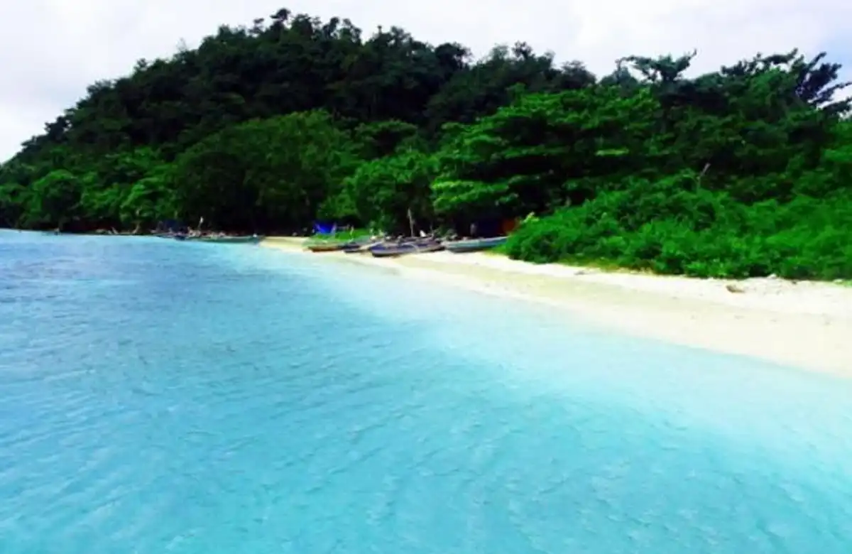 Pulau Sebesi Lampung, Pulau Berpenghuni Dekat Gunung Anak Krakatau yang Punya Pesona Bahari